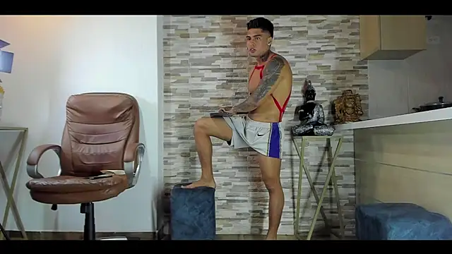 Snapshot of Dominiofit chatting on January 2025 03:15:02 AM Dominiofit online show from January 2025 03:15:02 AM