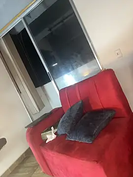 Snapshot of Dominiofit chatting on September 2025 04:12:01 AM Dominiofit online show from September 2025 04:12:01 AM