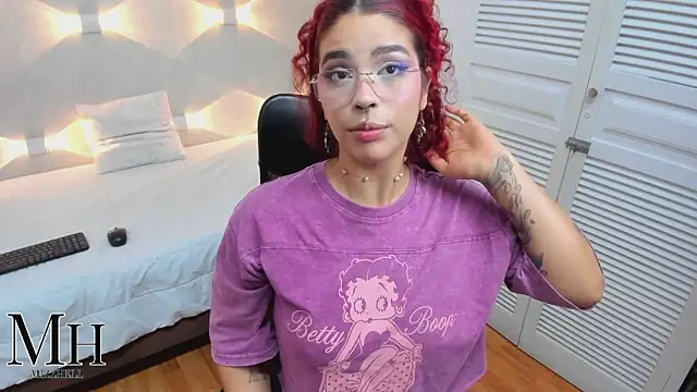 MizzHell online show from February 2026 03:54:01 AM