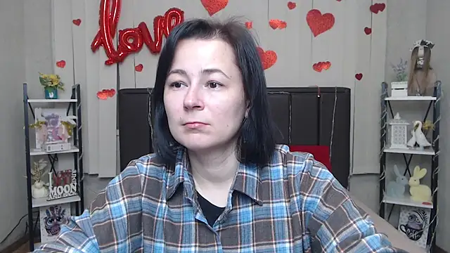 Snapshot of MarieSho chatting on March 2026 06:03:01 PM MarieSho online show from March 2026 06:03:01 PM