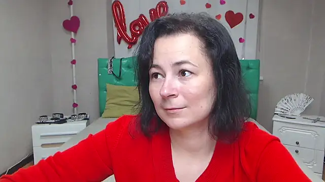 Snapshot of MarieSho chatting on April 2026 06:44:02 AM MarieSho online show from April 2026 06:44:02 AM