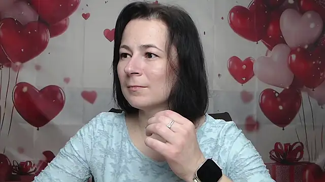 Snapshot of MarieSho chatting on April 2026 05:08:02 PM MarieSho online show from April 2026 05:08:02 PM