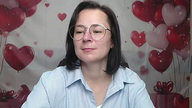 Snapshot of MarieSho chatting on July 2026 05:15:02 PM MarieSho online show from July 2026 05:15:02 PM