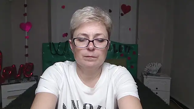 EmiliaGree online show from December 2025 06:14:03 PM