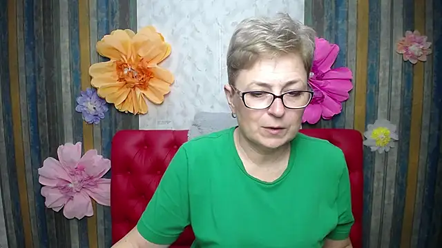 EmiliaGree online show from April 2026 05:06:01 PM