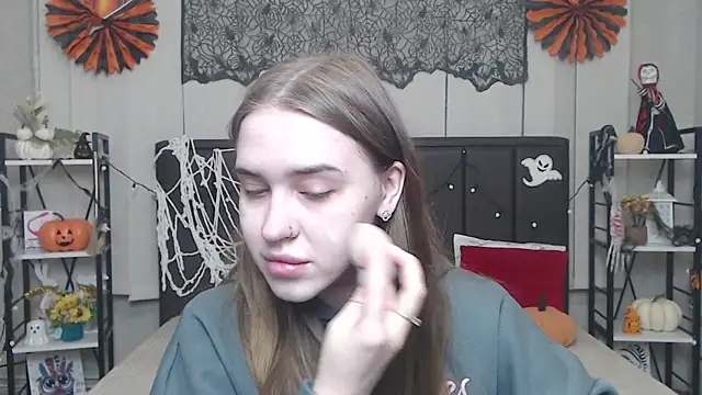 LauraHlot online show from November 2025 06:27:01 AM