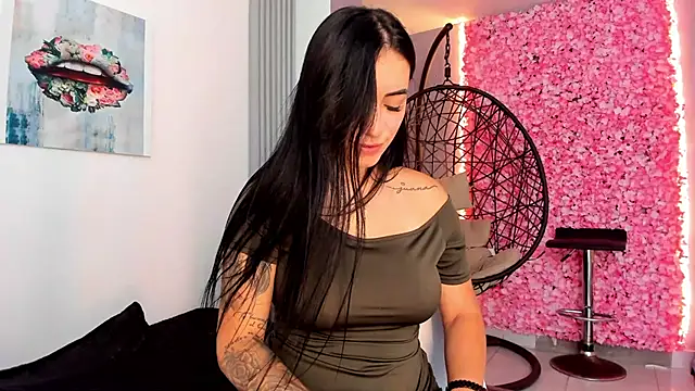 Sofia  rivera online show from February 2025 11:02:01 PM