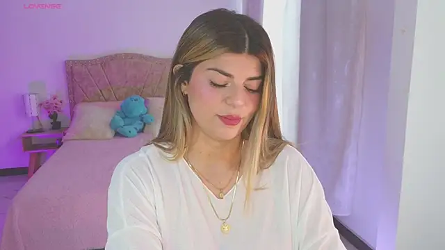 Thamy stark online show from February 2025 04:31:02 PM