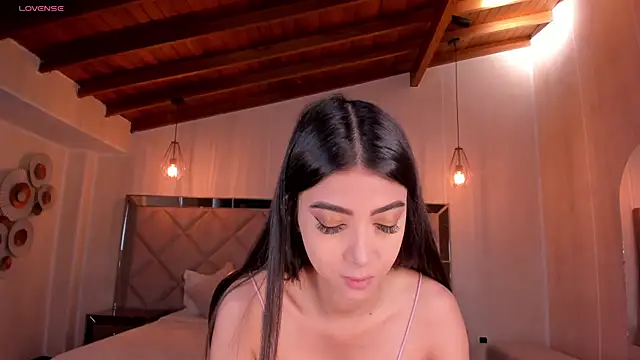 Snapshot of ValeriaVelvet chatting on October 2025 12:02:02 PM ValeriaVelvet online show from October 2025 12:02:02 PM