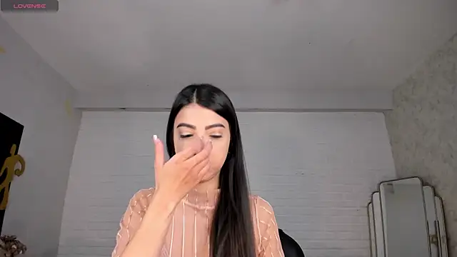 Snapshot of ValeriaVelvet chatting on October 2025 12:16:01 PM ValeriaVelvet online show from October 2025 12:16:01 PM