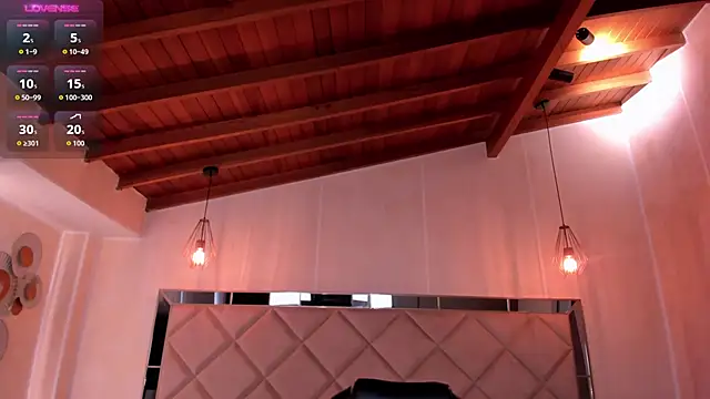 Snapshot of ValeriaVelvet chatting on October 2025 12:18:02 PM ValeriaVelvet online show from October 2025 12:18:02 PM