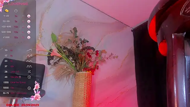 Snapshot of Karla-Ebony chatting on September 2025 02:18:01 PM Karla-Ebony online show from September 2025 02:18:01 PM