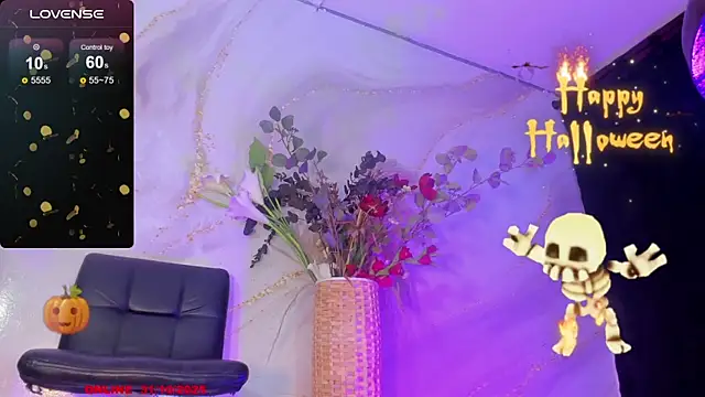 Snapshot of Karla-Ebony chatting on October 2025 01:45:02 PM Karla-Ebony online show from October 2025 01:45:02 PM