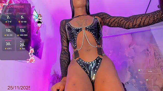 Snapshot of Karla-Ebony chatting on November 2025 01:44:02 PM Karla-Ebony online show from November 2025 01:44:02 PM