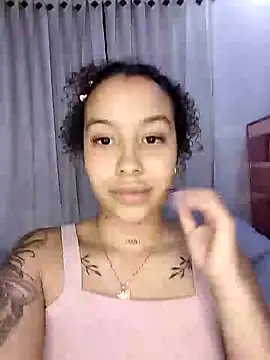 Snapshot of MarieLeon chatting on March 2025 04:41:02 AM MarieLeon online show from March 2025 04:41:02 AM