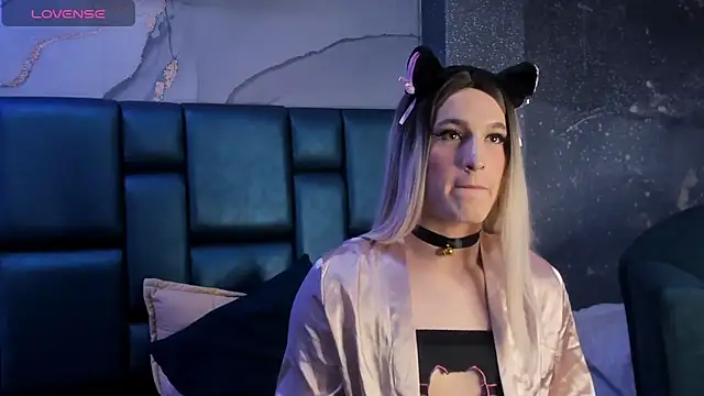 Snapshot of JESSI_NAOMI chatting on February 2025 04:16:02 AM JESSI NAOMI online show from February 2025 04:16:02 AM