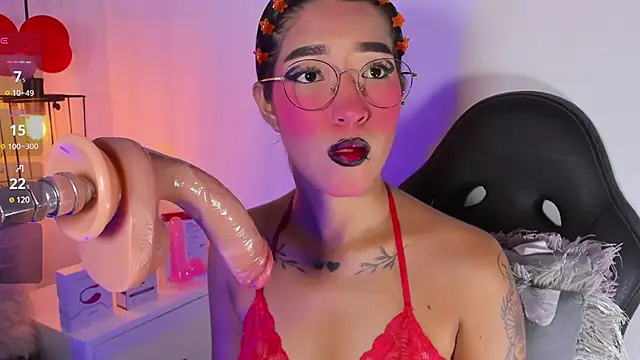 Snapshot of baby_naughty1_ chatting on February 2025 01:30:02 PM baby naughty1 online show from February 2025 01:30:02 PM