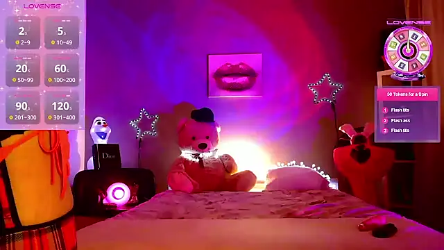 Snapshot of Stripgirl31 chatting on January 2025 09:25:01 PM Stripgirl31 online show from January 2025 09:25:01 PM