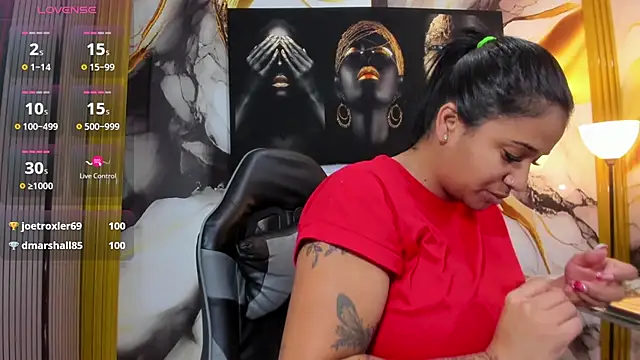 Snapshot of La_indiia chatting on December 2025 12:58:02 PM La indiia online show from December 2025 12:58:02 PM