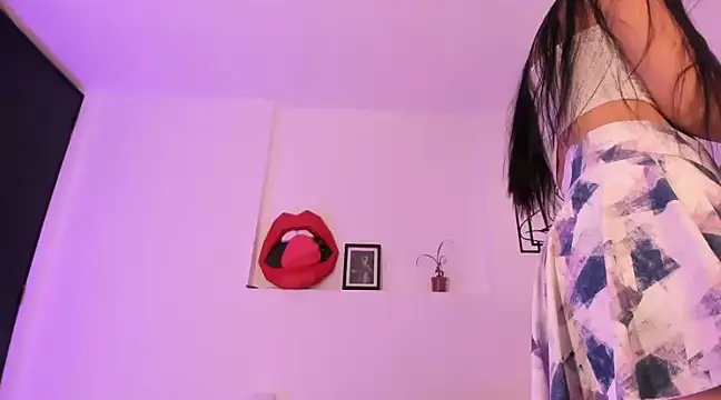 Snapshot of cloehonney chatting on March 2025 12:12:01 PM cloehonney online show from March 2025 12:12:01 PM