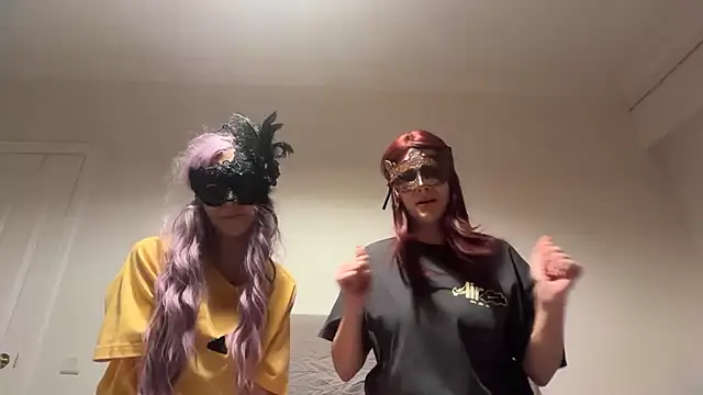 Nisaaa20003 online show from December 2025 06:57:02 PM