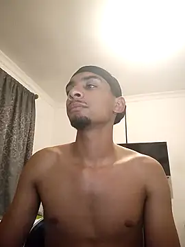 29YOURZ 28  online show from December 2024 07:55:01 PM