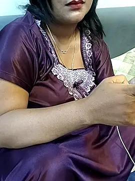 silky queen online show from June 2026 06:41:01 PM