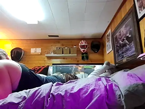 Ryan and Aurora online show from March 2026 01:55:01 AM