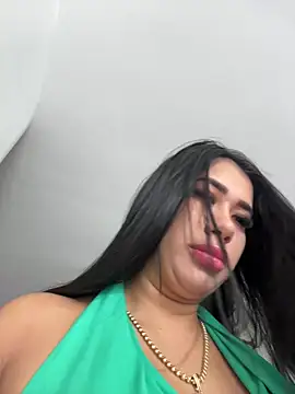 kiim taaylor online show from October 2025 12:39:02 PM