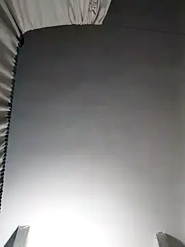 SweetLeila40 online show from February 2025 07:58:02 PM