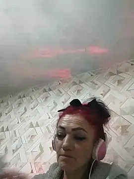 SweetLeila40 online show from April 2026 11:19:02 PM