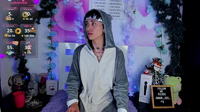 Snapshot of juniior_2311_ chatting on January 2025 02:39:02 AM juniior 2311 online show from January 2025 02:39:02 AM