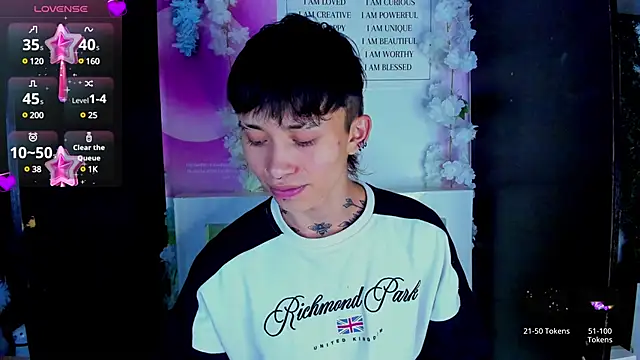 Snapshot of juniior_2311_ chatting on February 2025 08:25:01 PM juniior 2311 online show from February 2025 08:25:01 PM