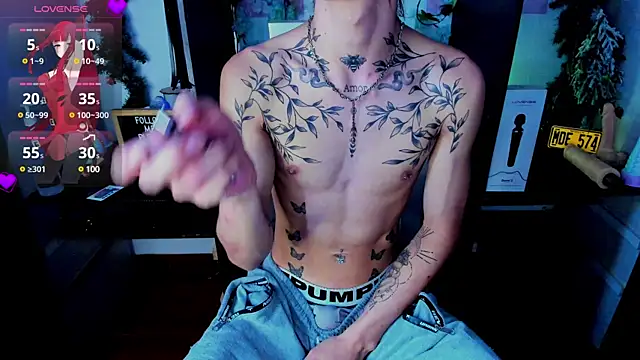 Snapshot of juniior_2311_ chatting on March 2025 06:45:02 PM juniior 2311 online show from March 2025 06:45:02 PM