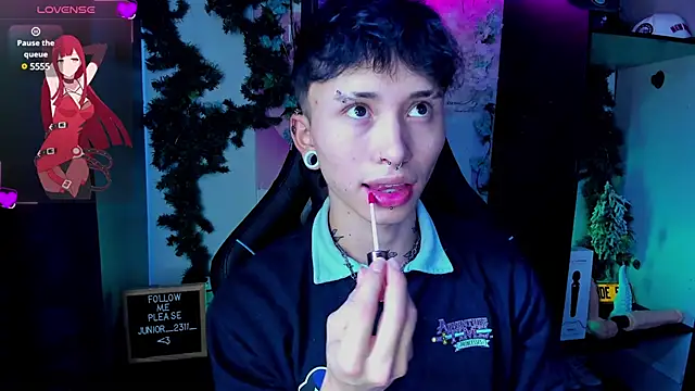 Snapshot of juniior_2311_ chatting on March 2025 06:39:02 PM juniior 2311 online show from March 2025 06:39:02 PM