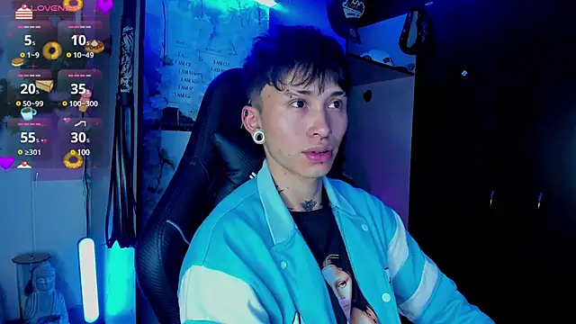 Snapshot of juniior_2311_ chatting on March 2025 08:51:01 PM juniior 2311 online show from March 2025 08:51:01 PM