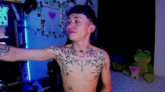 Snapshot of juniior_2311_ chatting on September 2025 04:23:02 AM juniior 2311 online show from September 2025 04:23:02 AM