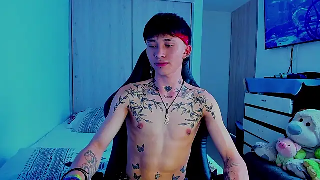 juniior 2311  online show from February 2026 08:35:02 PM