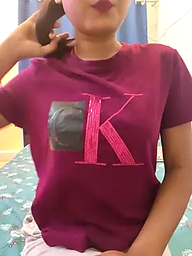 yhona darling online show from April 2026 09:48:01 PM