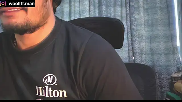 Snapshot of dickpois0n chatting on December 2024 09:35:02 AM dickpois0n online show from December 2024 09:35:02 AM