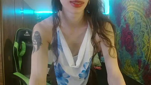 Snapshot of BurningVenus12 chatting on June 2026 12:33:02 PM BurningVenus12 online show from June 2026 12:33:02 PM