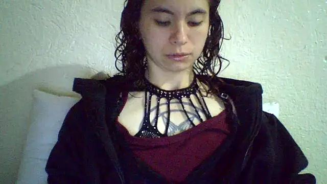 Snapshot of CELEna098rs707 chatting on May 2026 07:27:02 AM CELEna098rs707 online show from May 2026 07:27:02 AM