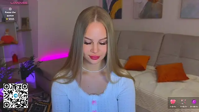 CassieMurr online show from February 2025 02:08:02 AM