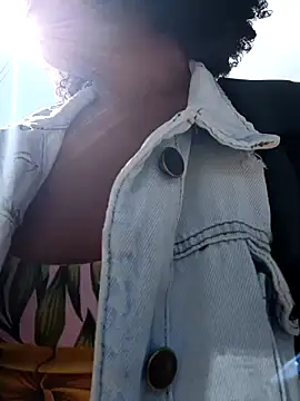 Snapshot of BlairSamy chatting on December 2024 06:50:01 PM BlairSamy online show from December 2024 06:50:01 PM