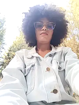 Snapshot of BlairSamy chatting on December 2024 09:57:01 PM BlairSamy online show from December 2024 09:57:01 PM