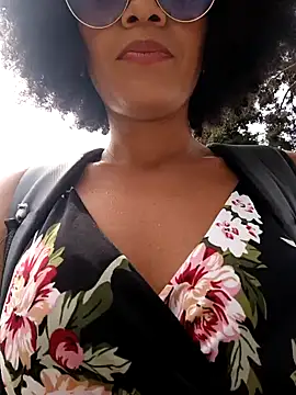 Snapshot of BlairSamy chatting on December 2024 04:49:01 PM BlairSamy online show from December 2024 04:49:01 PM