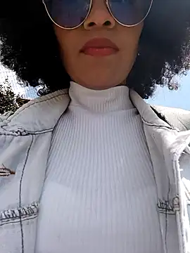 Snapshot of BlairSamy chatting on January 2025 05:30:01 PM BlairSamy online show from January 2025 05:30:01 PM