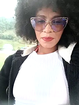 Snapshot of BlairSamy chatting on January 2025 03:58:01 PM BlairSamy online show from January 2025 03:58:01 PM