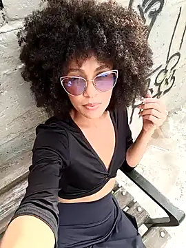 Snapshot of BlairSamy chatting on January 2025 09:08:02 PM BlairSamy online show from January 2025 09:08:02 PM