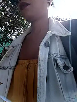 Snapshot of BlairSamy chatting on January 2025 06:28:02 PM BlairSamy online show from January 2025 06:28:02 PM